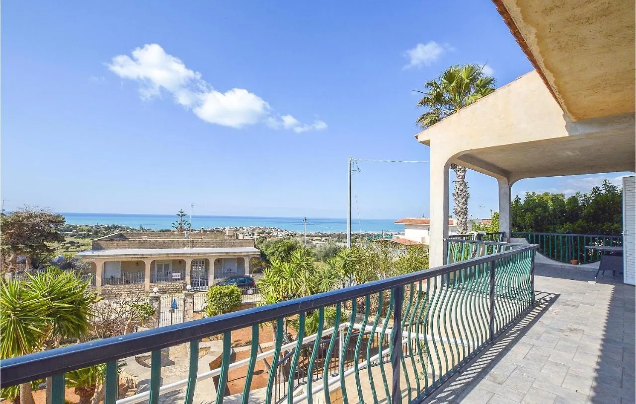 Holiday home Cozy Home In Scicli With Outdoor Swimming Pool