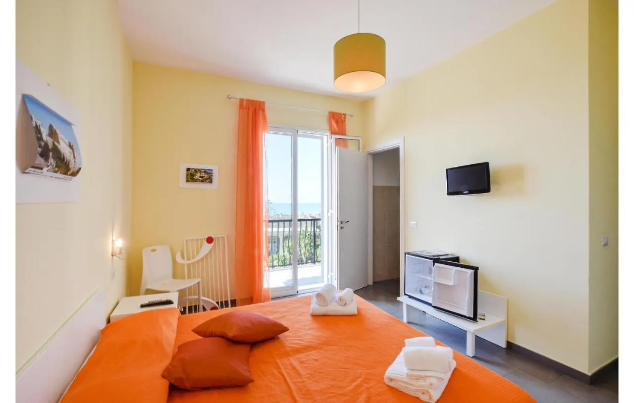 Holiday home Cozy Home In Scicli With Outdoor Swimming Pool